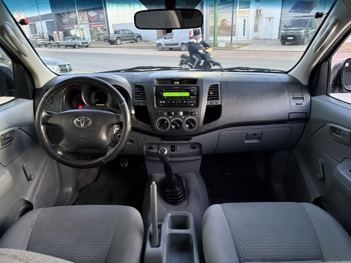Toyota Hilux Dx 2.5 D/cab