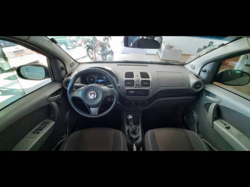 Fiat Grand Siena Essence 1.6 Completo