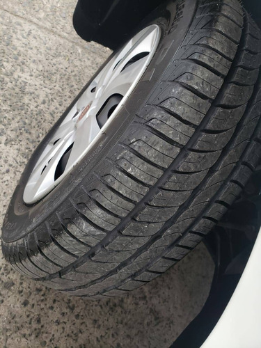 Imagem 10 de 12 de Fiat Palio 1.0 Mpi Attractive 8v Flex 4p Manual