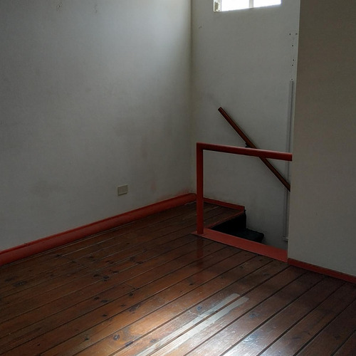 Imagen 7 de 8 de Dos Locales + 18 Cocheras, Ideal Inversor O Construccion Edificio Lote 440m2