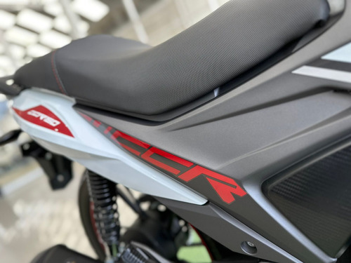Imagen 9 de 22 de Honda Ghl 150 Blanca