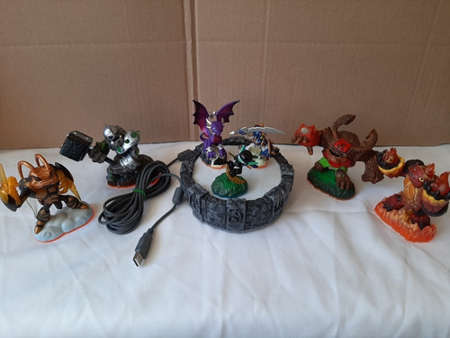 Portal Y 7 Figuras Skylanders Giants Para ,ps3,originales.