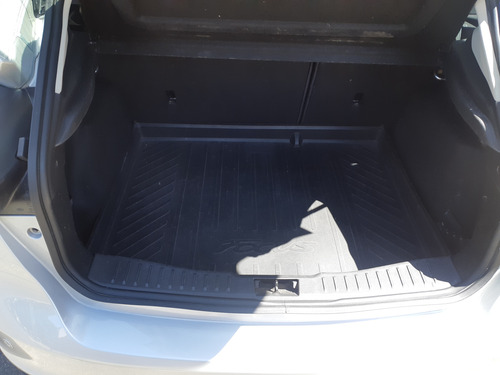 Ford Focus III 2.0 Sedan Se Plus At6