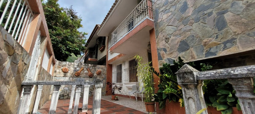 Maria Jose Castro Vende Casa En La Urbanización Trigal Norte Sar-625