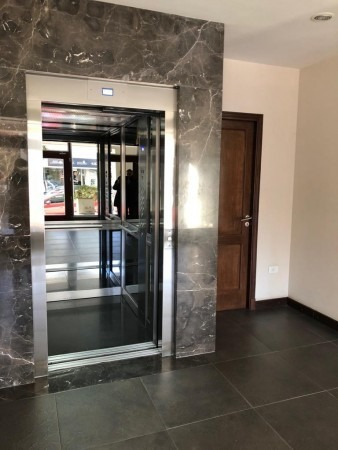 Imagen 18 de 30 de Departamento 2 Ambientes Con Cochera Y Baulera Plaza Mitre