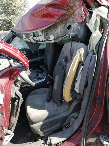 Imagen 8 de 10 de Ford Explorer Xlt Por Partes