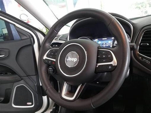 Jeep Compass 2.0 Longitude (aut) (flex) Flex Automático