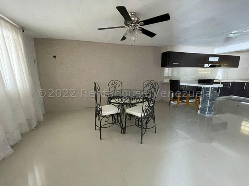 Imagen 8 de 10 de Casa En Venta Ubicada En La Urb. Maraquiva De La Puerta Maraven