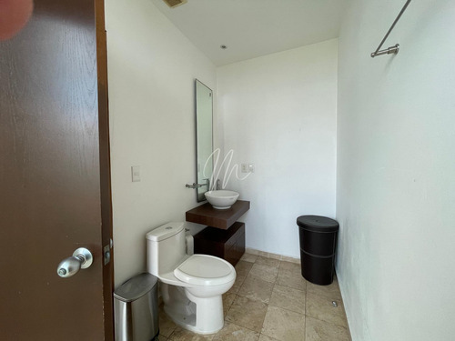 Departamento En Venta Con O Sin Muebles En Isola, Cancún