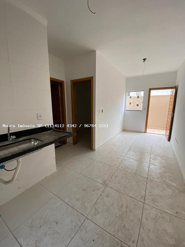 Imagem 9 de 15 de Casa Sobreposta Para Venda Em São Paulo, Itaquera, 2 Dormitórios, 1 Banheiro, 1 Vaga - 235232271_2-1140113