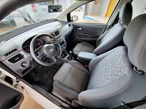 Imagem 5 de 11 de Volkswagen Fox 1.6 Mi 8v Flex 4p Manual