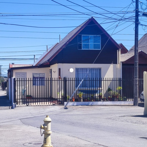 Amplia Casa Esquina En Lomas Coloradas $82.000.000.-