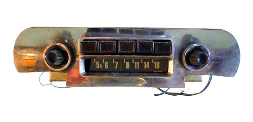 Antigua Radio De Auto Funciona, Famar Modelo Ft12 - Inplamet