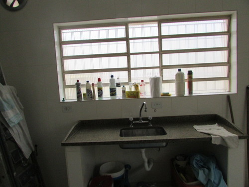 Imagem 6 de 14 de Casa 2 Quartos Com Terreno De 250 M2, Isolada Dos 2 Lados