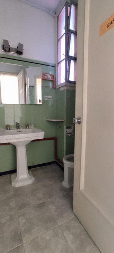 Imagen 7 de 12 de Alquiler Apartamento 2 Dormitorios Mas Servicio En El Centro