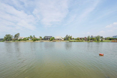 Casa Lote Sobre A Laguna B San Benito Villanueva