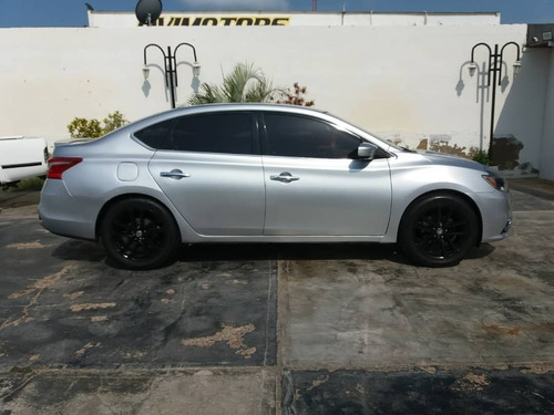 Imagen 5 de 14 de Nissan Sentra