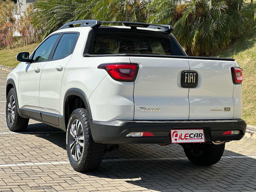 Fiat Toro 2.0 Freedom 4x4 Aut. 4p Automática