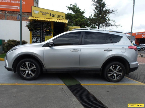 Imagen 5 de 25 de Toyota Rav 4 Wagon
