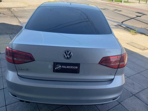 Volkswagen Vento 2.0 Advance 115cv 2015