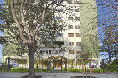 Venta Block Departamentos 4 Ambientes Cocheras Villa Real Apto Credito