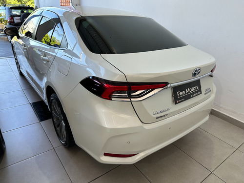 Toyota Corolla 1.8 Altis Hybrid Flex Aut. 4p Hibrido Flex