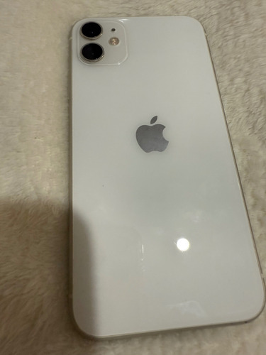 Apple iPhone 11 (64 Gb) - Blanco (Usado)