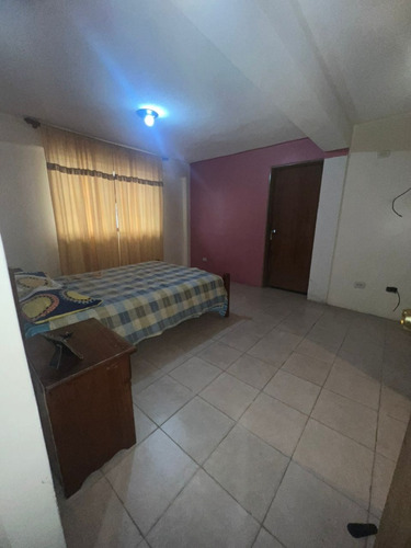 Best House Vende Fabulosa Casa En La Vía Principal De Sant Omero Los Teques