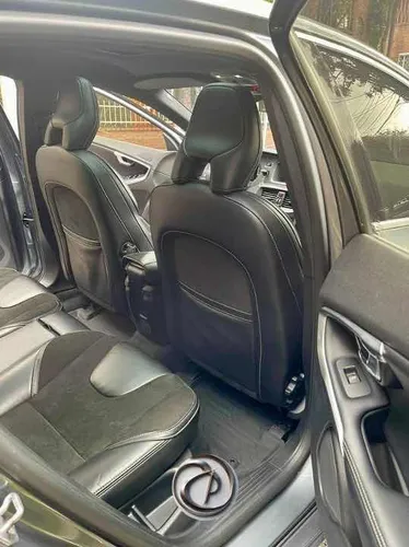 Volvo V40 2.0 T4 Drive-e R-design