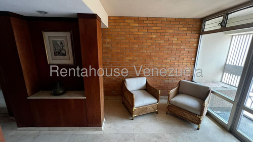 Espectacular Apartamento En Colinas De Valle Arriba! #25-18508 Ricardo Romero