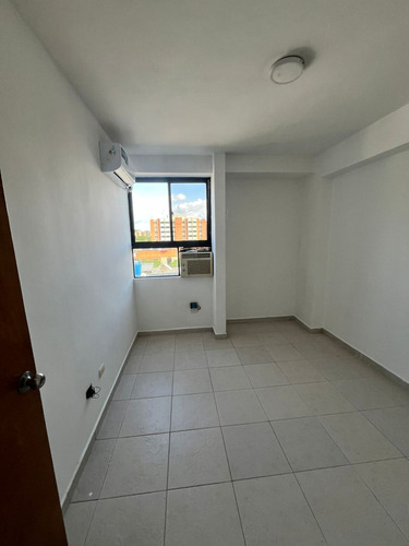 En Alquiler Apartamento Ubicado En Tazajal, Ofv-yv