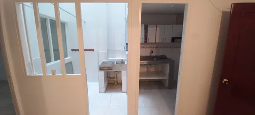 Casa 4 Niveles Área 6 X 12 Mts Con Bodega