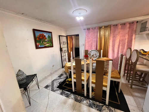 Casa En Venta A 2 Minutos De La Sirena En Santo Domingo Nort