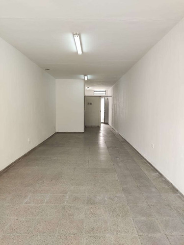 Imagen 2 de 9 de Local Alquiler Av. Caraffa 2090 60m2