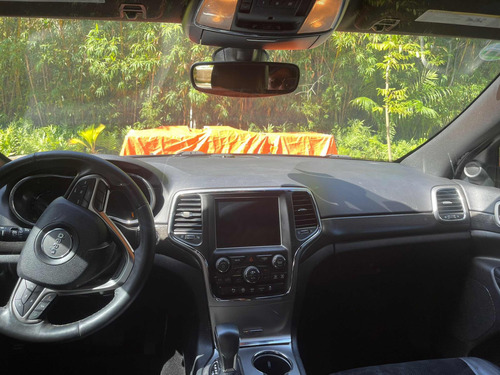 Imagen 10 de 15 de Jeep Grand Cherokee Grand Cherokee Altitud