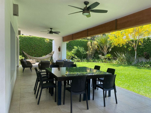 Casa En Venta Con Excelente Ubicación