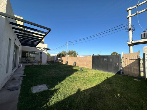 Casa En Boedo Village
