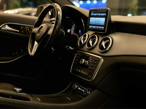 Mercedes Gla200 1.6 Vison Flex 2015 Teto Cautelar Reprovado