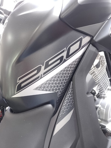 Imagen 13 de 17 de Honda Cb 250 Modelo 2023 ! El Mejor Precio!