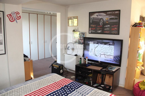 Casa En Venta De 5 Dorm. En Las Condes