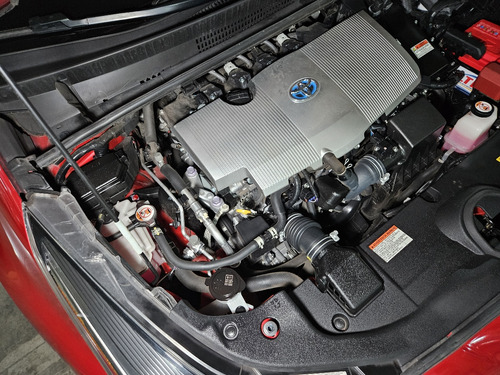 Toyota Prius 1.8 Premium Cvt