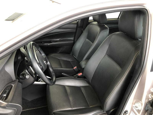 Imagem 12 de 15 de Toyota Yaris Hb Xls 1.5 At 2019