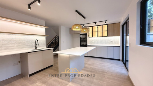 Casa Remodelada Vitacura A Pasos Colegio Manquehue