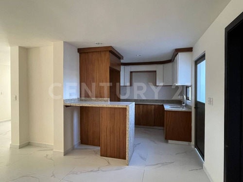 Casa En Venta En Residencial Montecarlo Grand, Mazatlán Sinaloa