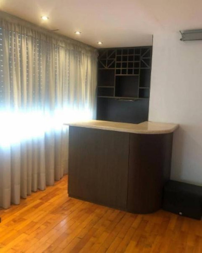 Imagen 2 de 8 de Piso Exclusivo En Venta Y 1 Cochera