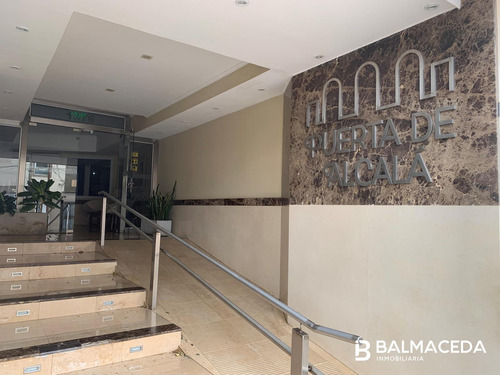 Excelente Departamento De 3 Dormitorios - Balmaceda Inmobiliaria