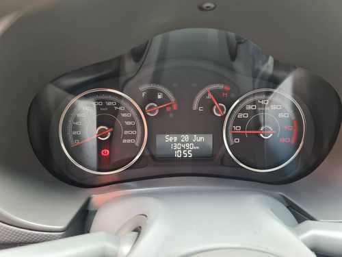 Imagem 9 de 9 de Fiat Palio 1.0 Mpi Attractive 8v Flex 4p Manual