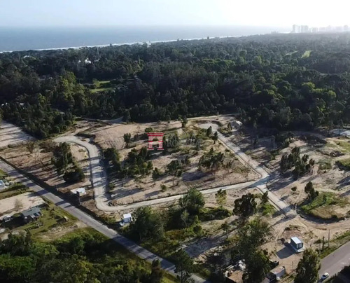 Venta De Terreno En Barrio Privado La Chacra Punta Del Este
