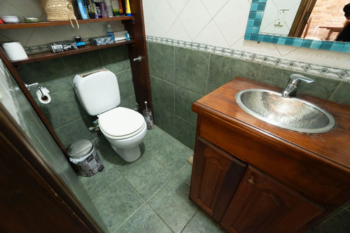 Casa 4 Ambientes Con Parque Y Cocheras