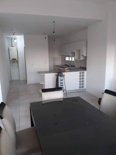 Departamento 3 Amb . Cercano A Plaza Muñiz